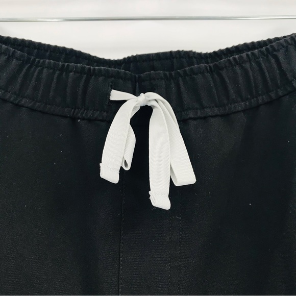 Fig's Men's Tansen Jogger Scrub Pants in Black Size Small Tall - Picture 3 of 8